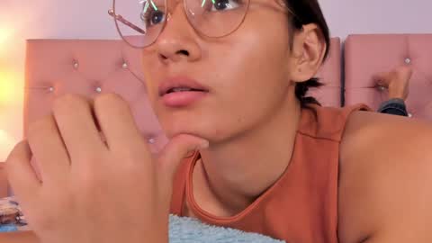 Snapshot of melissacute50 chatting on 12-04-24, 03:21 Meli online show from 12-04-24, 03:21
