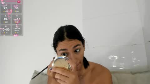 Snapshot of melissacute50 chatting on 05-20-26, 02:23 Meli online show from 05-20-26, 02:23