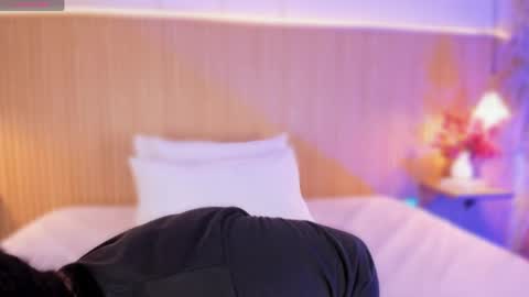 M E L I S S A  online show from 04-10-26, 11:59