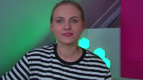 MelissaBerry online show from 04-19-26, 06:10