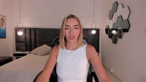 Call me Meli online show from 05-26-26, 09:27
