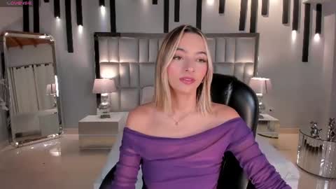Snapshot of melissamoore_ chatting on 06-20-26, 09:56 Call me Meli online show from 06-20-26, 09:56