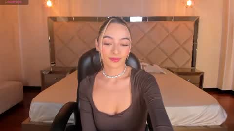 Snapshot of melissamoore_ chatting on 07-05-26, 10:11 Call me Meli online show from 07-05-26, 10:11