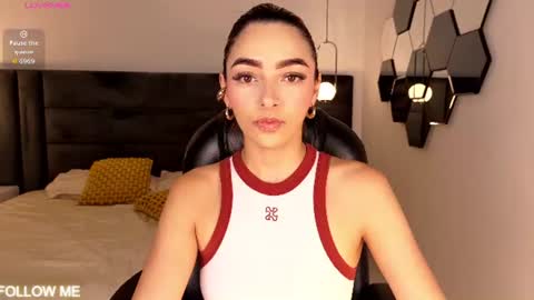 Snapshot of melissamoore_ chatting on 07-26-26, 11:06 Call me Meli online show from 07-26-26, 11:06