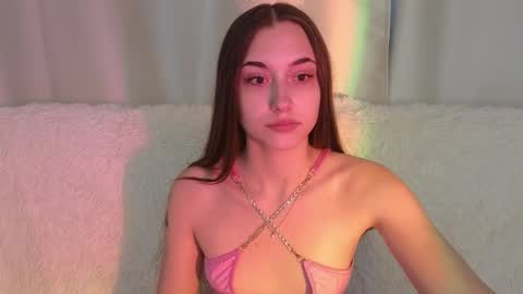 Snapshot of melissapristine chatting on 10-01-25, 07:58 Mel online show from 10-01-25, 07:58
