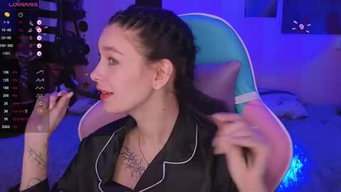 Freya  IM NONUDE online show from 01-07-25, 09:14