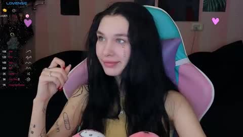 Freya  IM NONUDE online show from 02-12-25, 09:43