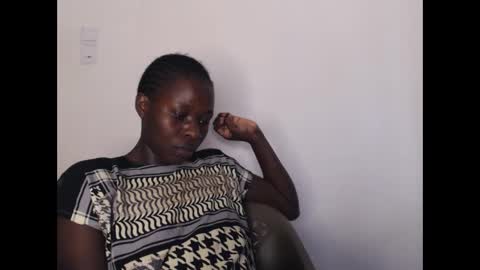 Snapshot of mellanin_pretty_ chatting on 12-09-24, 01:24 . online show from 12-09-24, 01:24