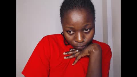 Snapshot of mellanin_pretty_ chatting on 12-18-24, 09:47 . online show from 12-18-24, 09:47