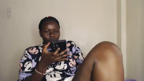 Snapshot of mellanin_pretty_ chatting on 07-17-26, 07:15 . online show from 07-17-26, 07:15