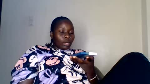 Snapshot of mellanin_pretty_ chatting on 08-04-26, 07:49 . online show from 08-04-26, 07:49