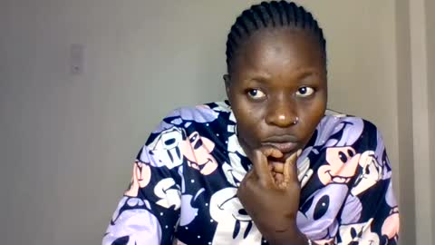 Snapshot of mellanin_pretty_ chatting on 08-05-26, 07:06 . online show from 08-05-26, 07:06
