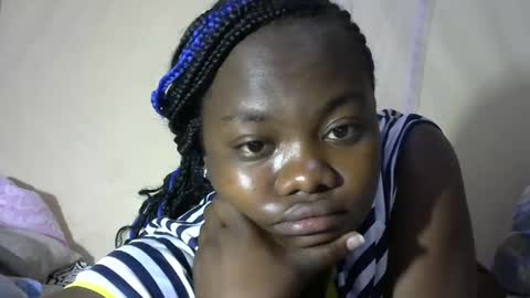 Snapshot of mellcy chatting on 12-10-24, 10:37 mell online show from 12-10-24, 10:37