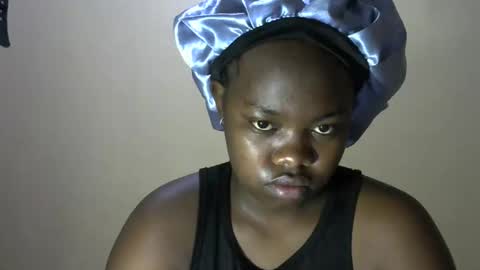 Snapshot of mellcy chatting on 01-21-25, 01:08 mell online show from 01-21-25, 01:08