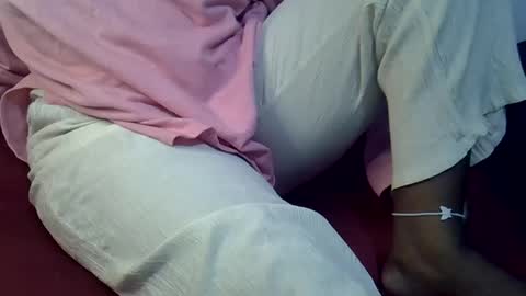 Snapshot of mellcy chatting on 12-01-25, 06:57 mell online show from 12-01-25, 06:57