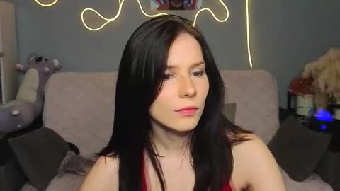 mellhyees online show from 02-04-26, 05:19