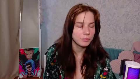 mellhyees online show from 07-20-26, 03:10