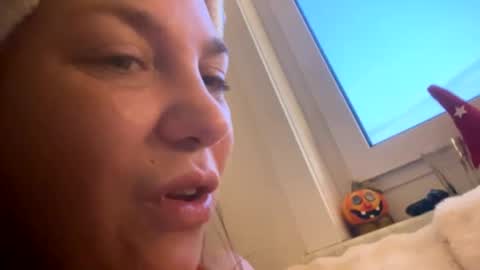 Melli online show from 12-25-24, 07:03