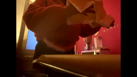 Melli online show from 12-25-24, 03:17