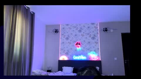 Snapshot of mellisaangel chatting on 06-18-26, 07:52 MellisaAngel online show from 06-18-26, 07:52