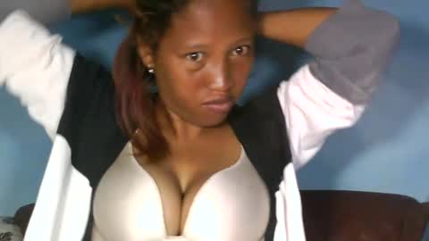 mellissa online show from 01-21-25, 04:10