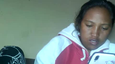 mellissa online show from 10-30-25, 02:57