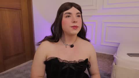 Snapshot of meloddysky chatting on 12-19-25, 04:58 Meloddy online show from 12-19-25, 04:58