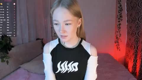 Snapshot of melodievejar chatting on 02-27-26, 04:23 melodievejar online show from 02-27-26, 04:23