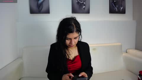 Melodi online show from 04-06-26, 01:56