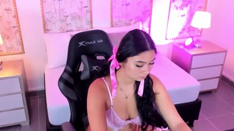 Melody  online show from 09-29-25, 12:32