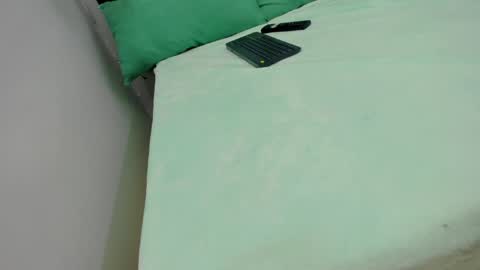 melody_kener online show from 04-22-26, 02:25