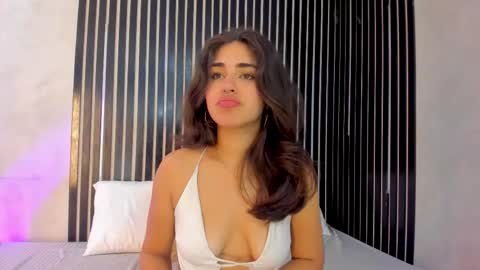 melody phillips online show from 02-12-26, 05:02