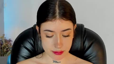 Snapshot of melody_suarez chatting on 01-07-25, 11:14 MELODY online show from 01-07-25, 11:14