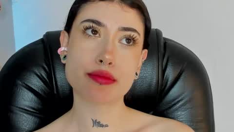 Snapshot of melody_suarez chatting on 01-10-25, 11:39 MELODY online show from 01-10-25, 11:39