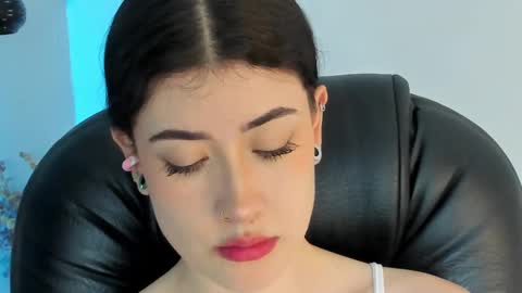 Snapshot of melody_suarez chatting on 01-23-25, 11:36 MELODY online show from 01-23-25, 11:36