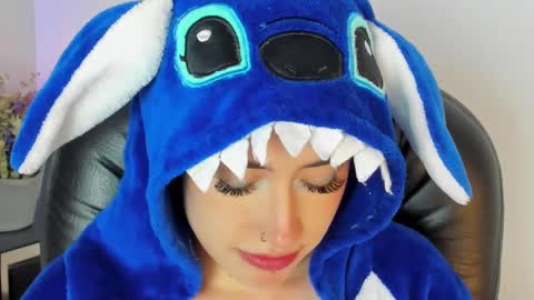 Snapshot of melody_suarez chatting on 02-26-25, 07:49 MELODY online show from 02-26-25, 07:49