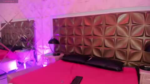     online show from 06-25-26, 08:24