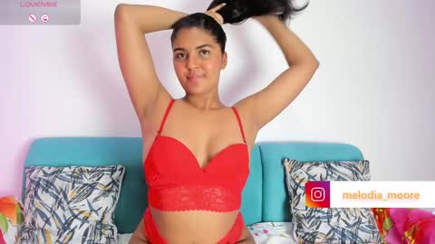Snapshot of melodymoore_ chatting on 03-07-25, 02:04 Melody online show from 03-07-25, 02:04