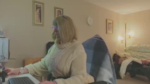 Melody online show from 02-15-26, 12:58