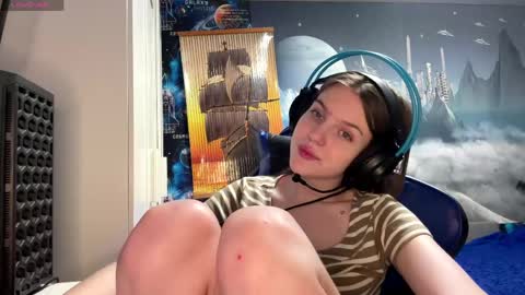 Hi Im Aria 18 years old online show from 05-03-26, 03:07