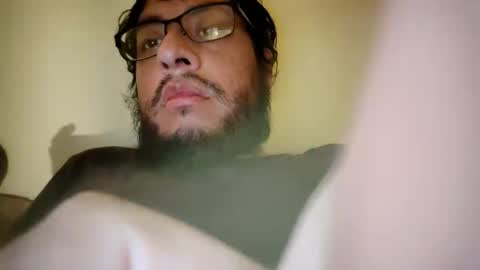 Snapshot of meltingdab chatting on 04-18-26, 02:37 meltingdab online show from 04-18-26, 02:37