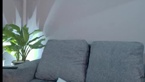 Maelly online show from 04-16-26, 08:31