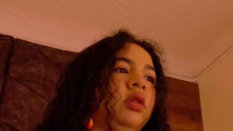  Memphis Williams  online show from 11-04-25, 02:43