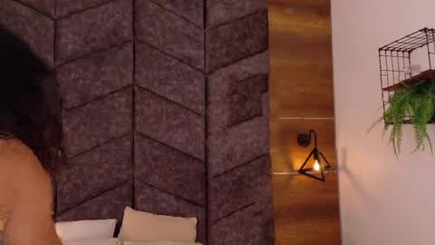  Memphis Williams  online show from 04-18-26, 02:59