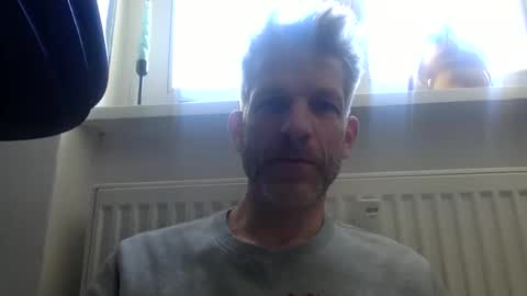 Snapshot of men2024again chatting on 04-22-26, 02:51 Andres online show from 04-22-26, 02:51