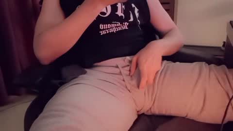 MEOW online show from 07-08-26, 12:26