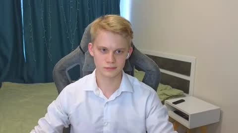 Mickey online show from 12-15-25, 09:35