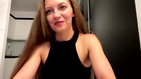 Mary online show from 08-09-26, 06:24