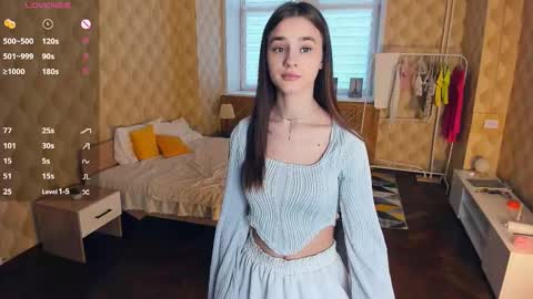 Julie online show from 01-09-26, 08:06