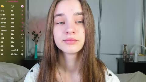 Julie online show from 04-15-26, 08:54